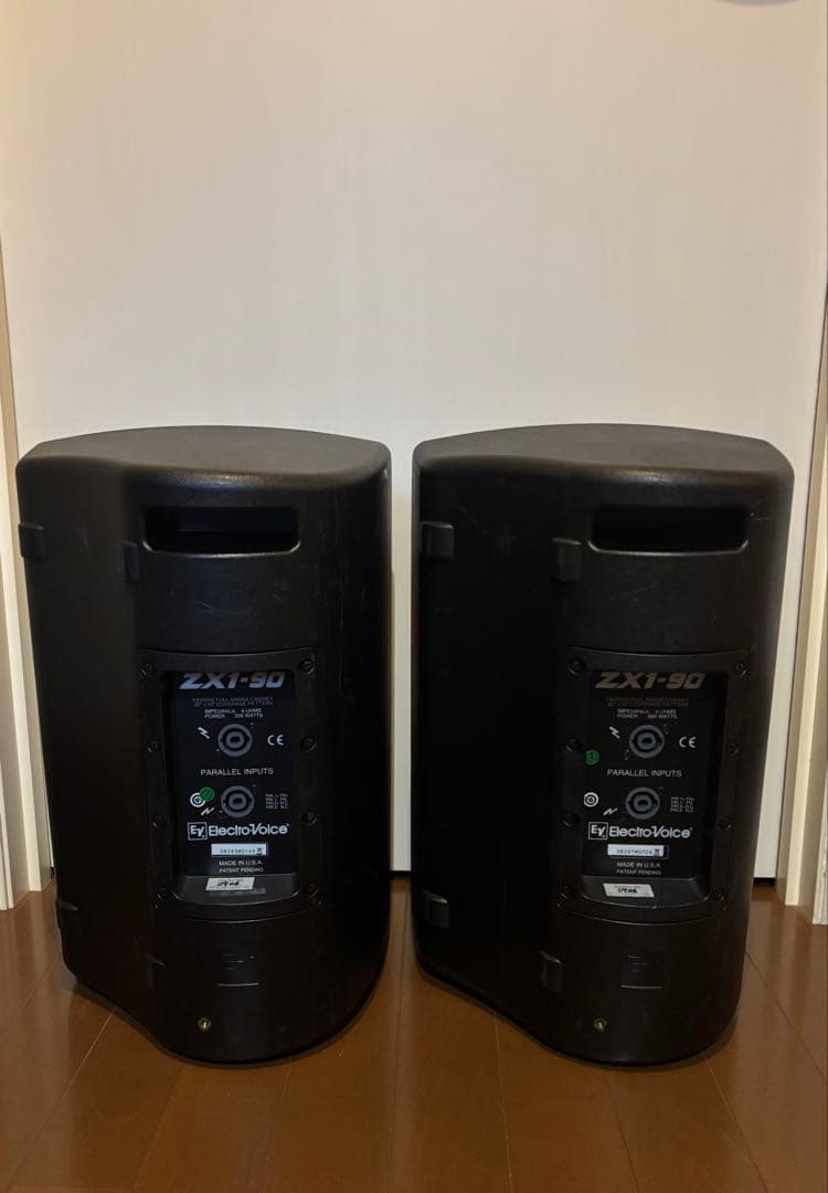 Electro-Voice ZX1-90 ステージメインスピーカー