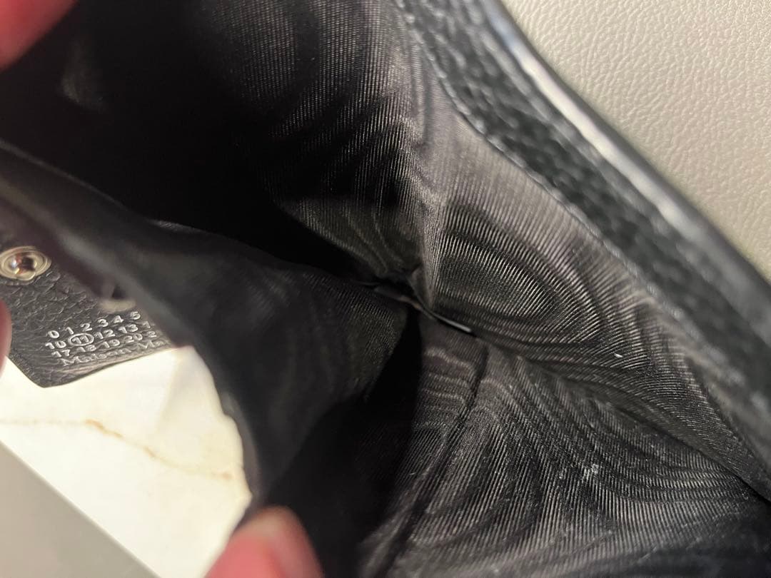 美品 マルジェラ バイフォールド ポッパーウォレット 4ステッチ 二つ折り財布