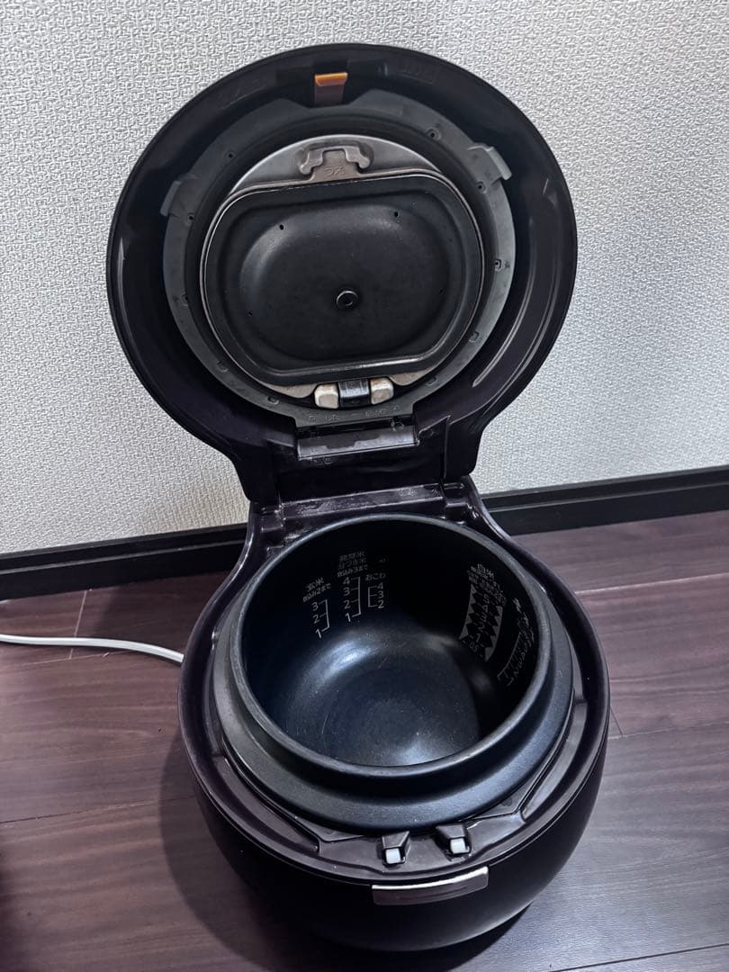 三菱 本炭窯炊飯ジャー 2017年製 5合炊き ブラウン色