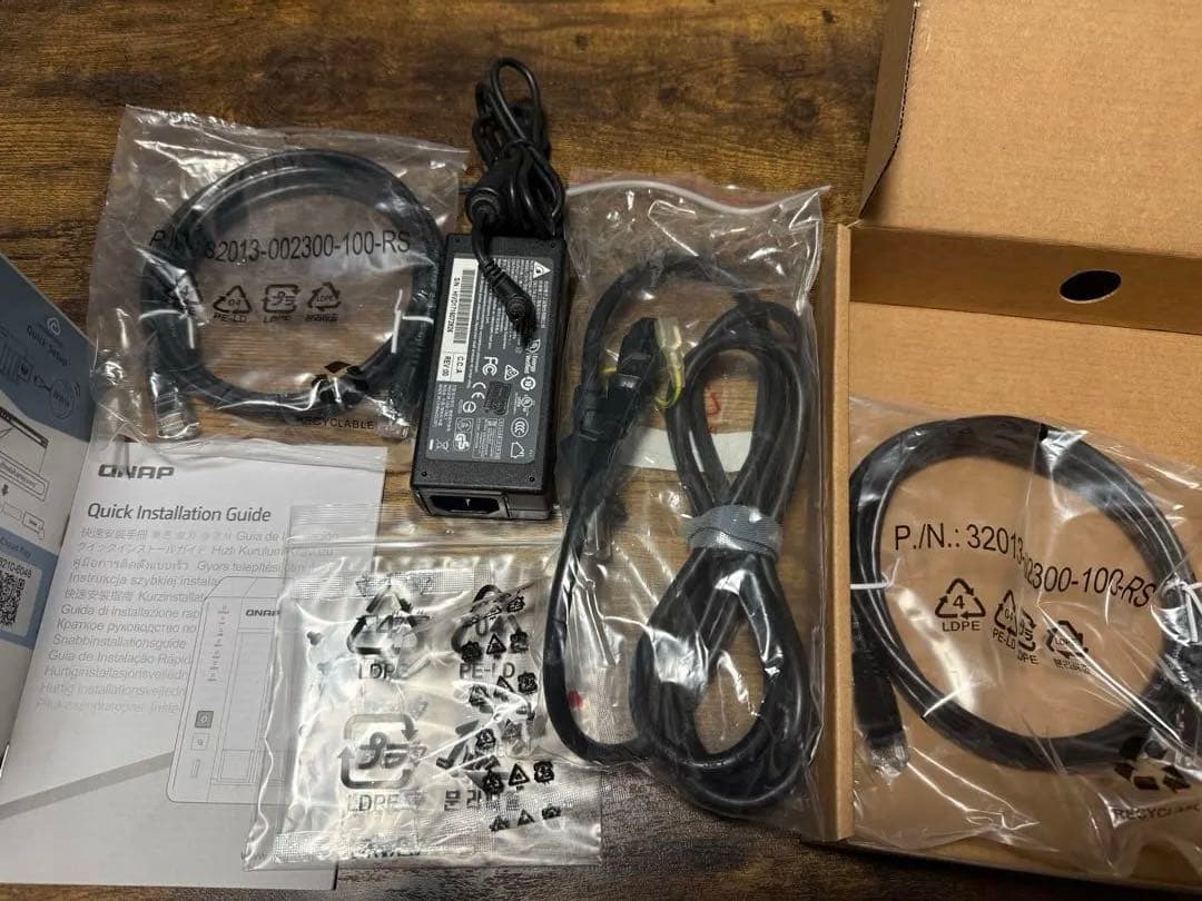 QNAP 2ベイNAS USB 3.0ポート付き TS-231P QNAP 2ベイNAS USB 3.0