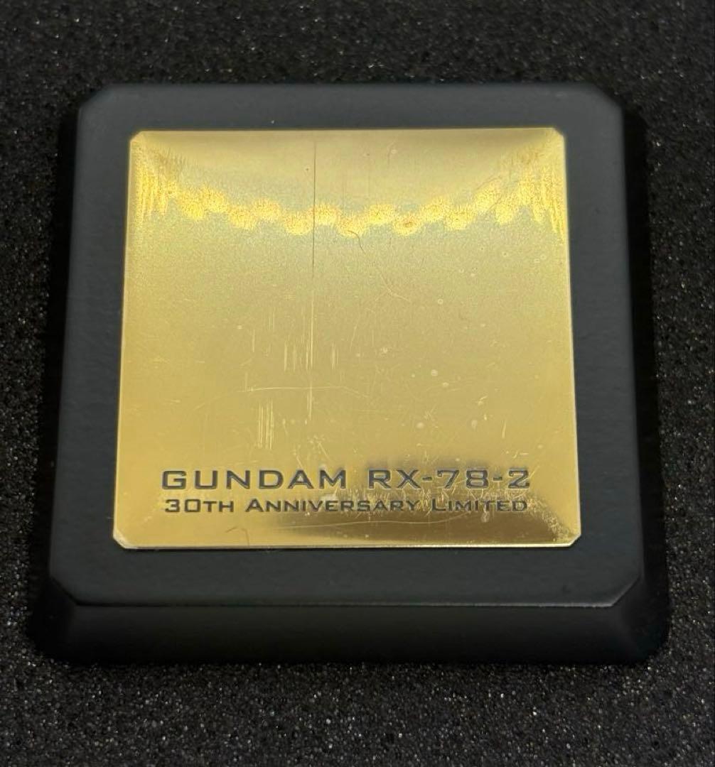 レア】 純金ガンダム セブン 非売品 - メルカリ