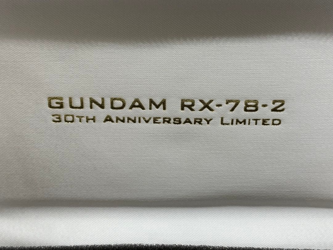 レア】 純金ガンダム セブン 非売品 - メルカリ