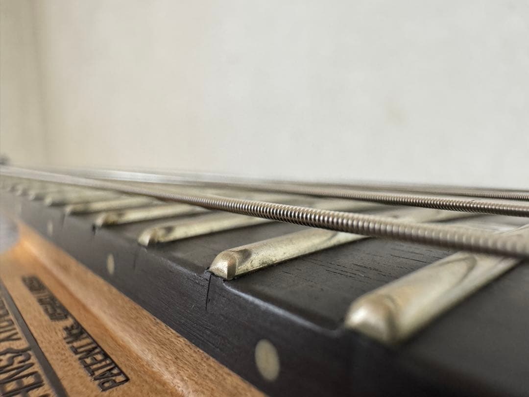 N4E MNM \"Limited Edition\"の美品中古