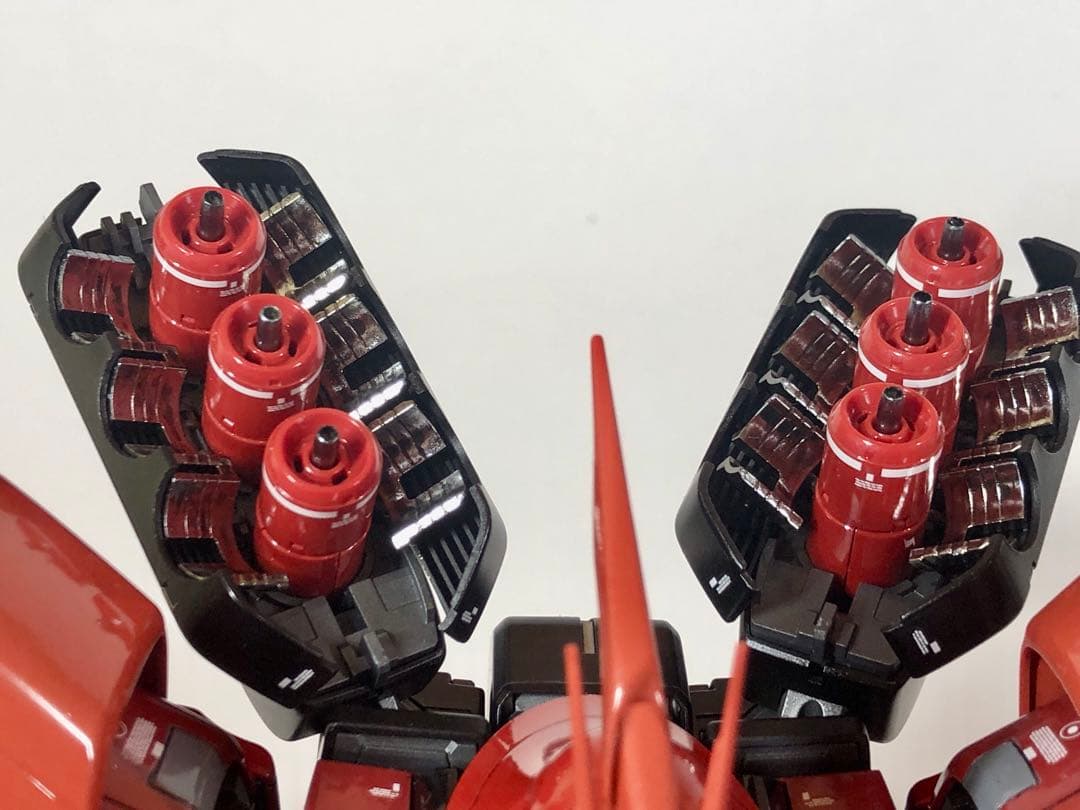 バンダイ　1/100MG サザビーVer.Ka 完成品　改造模型