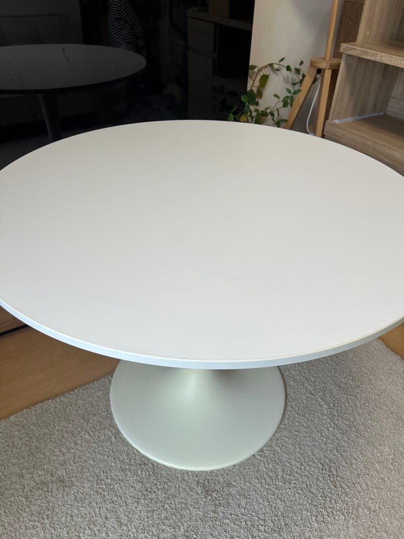 IKEA ドクスタ 丸テーブル 円形