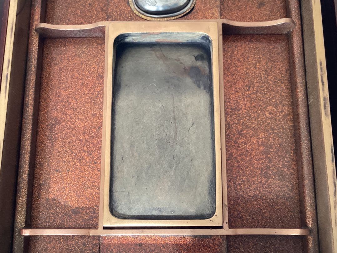 漆塗文箱 五葉松と橘花の金蒔絵　梨子漆塗　硯石・水滴付　硯箱　アンティーク　木箱