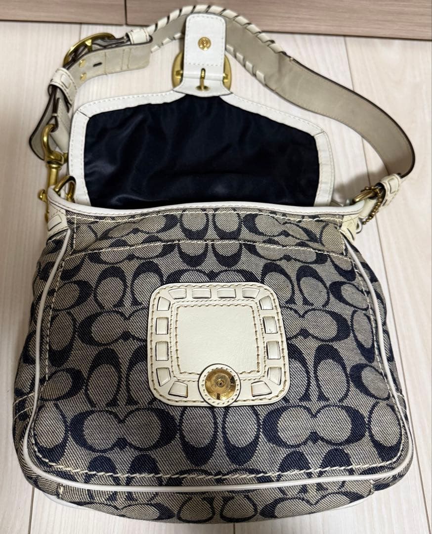 COACH コーチ ショルダーバッグ ソーホー レザー シグネチャー 白 デニム