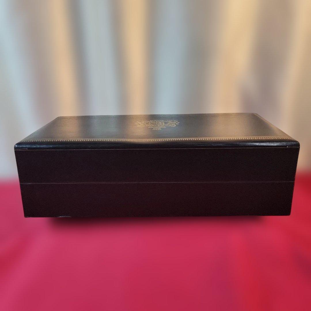 OTARDオタードXO サンルイクリスタルデカンタ型 未開栓 - メルカリ