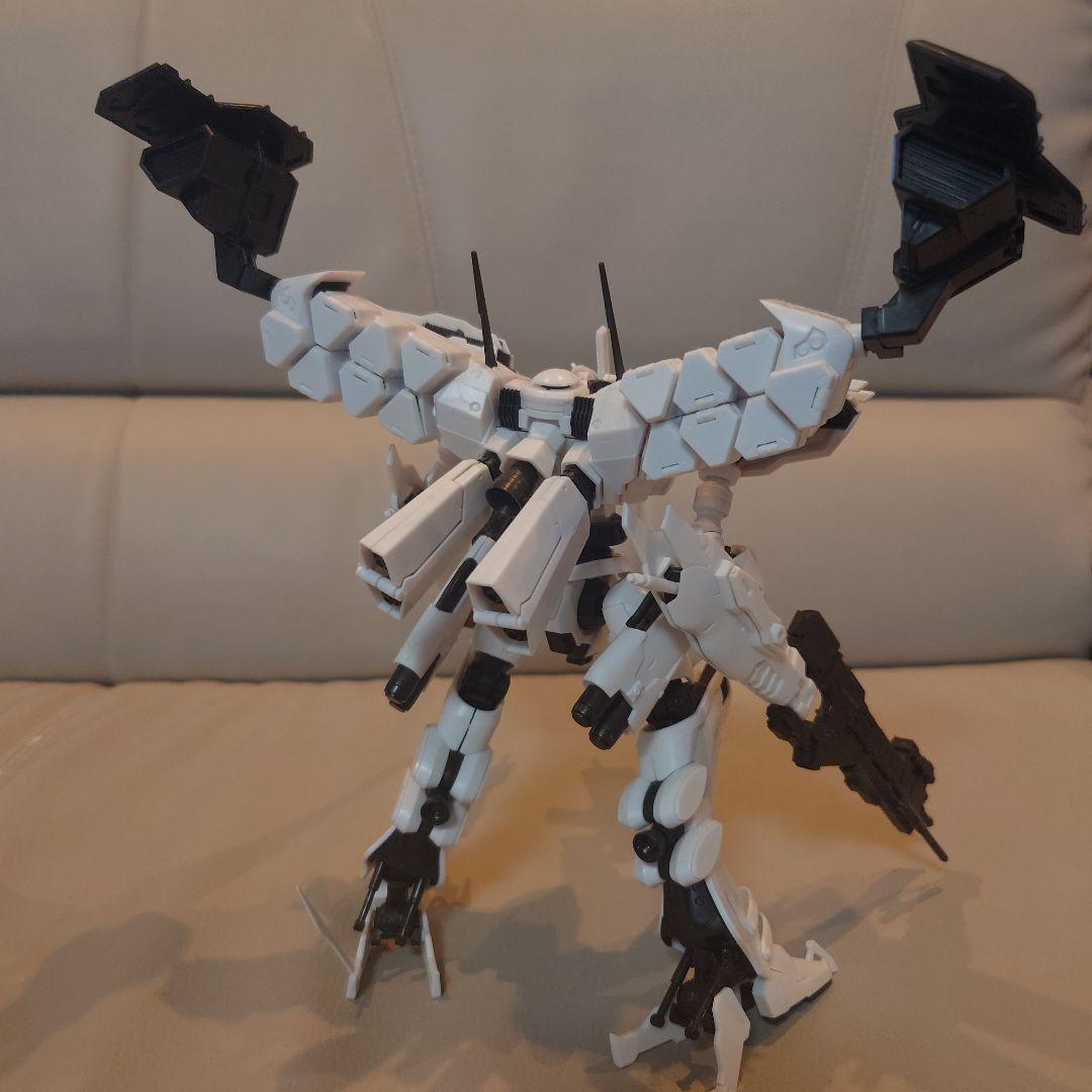 組み立て途中品　ホワイトグリント　V.O.B セット　ジャンク品