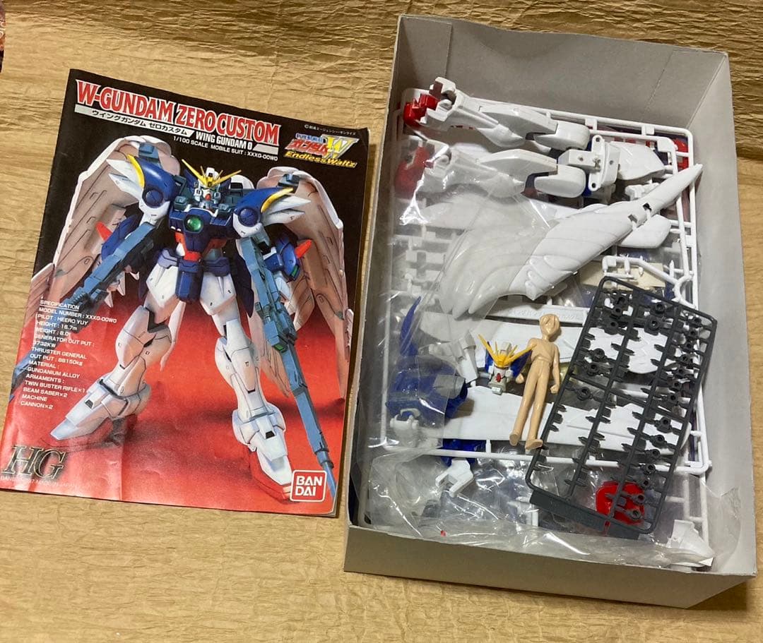 ウイングガンダム ゼロカスタム【HG・1/100】組み立て途中のジャンク品
