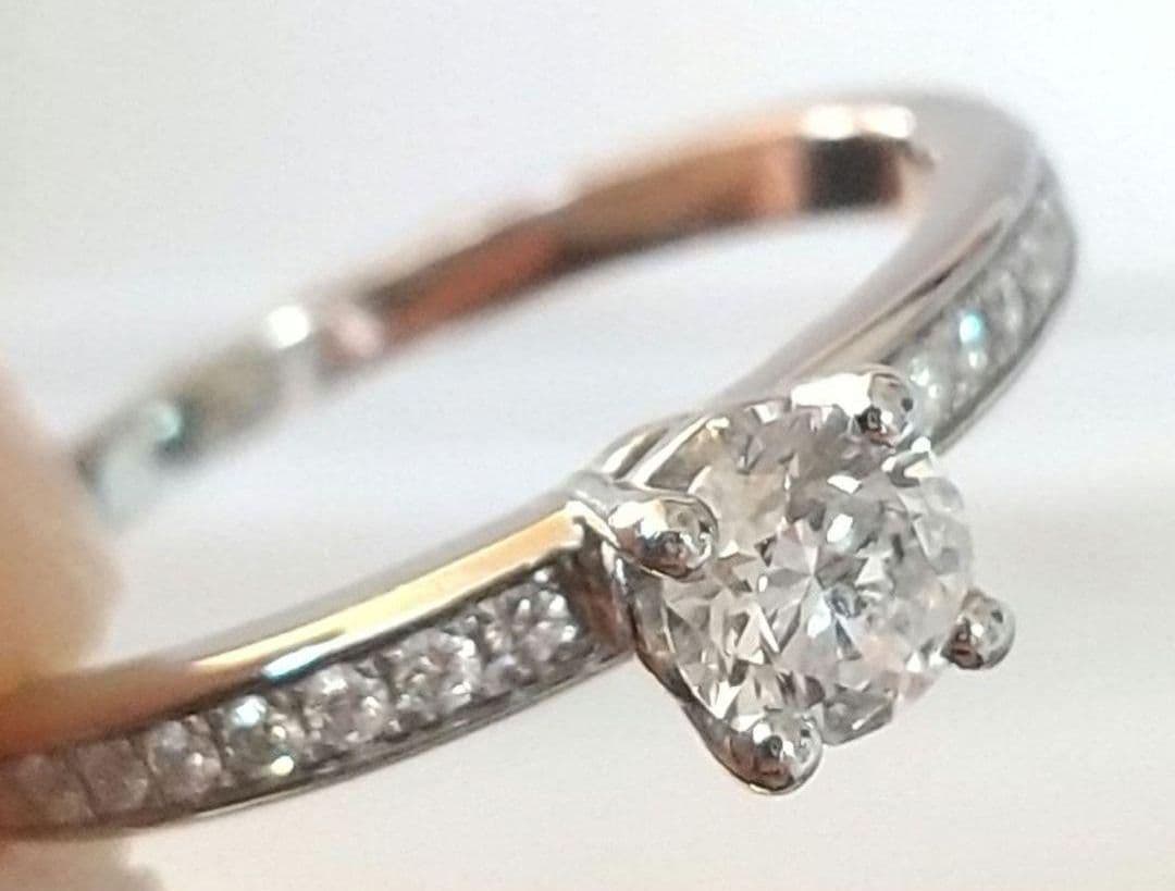 出品は本日22時まで！ブルガリ ローマ アモール リング 0.3ct/G/VS1