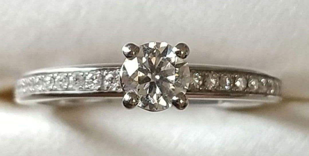 出品は本日22時まで！ブルガリ ローマ アモール リング 0.3ct/G/VS1