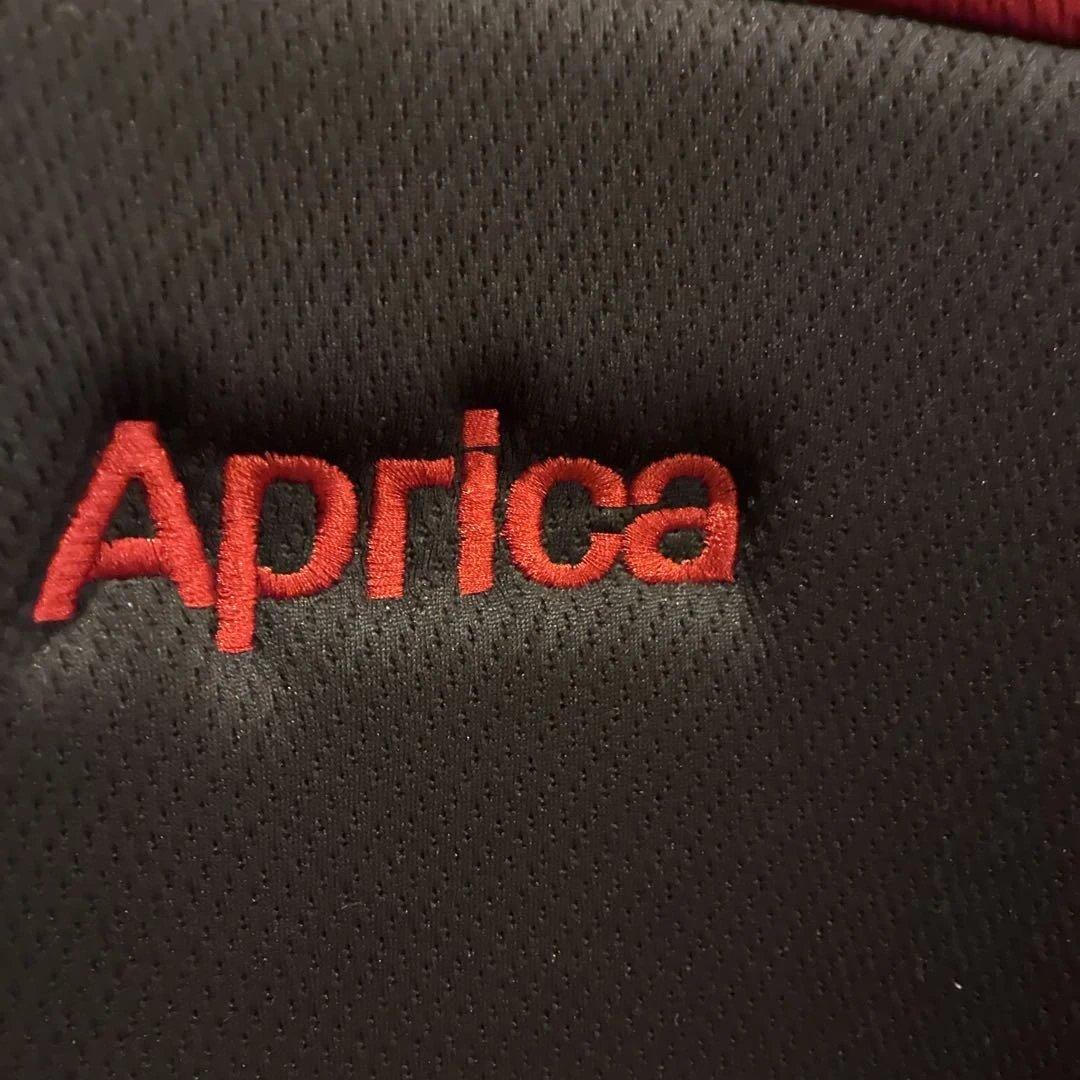 極美品 アップリカ エアグルーヴプラス レッド ジュニアシート