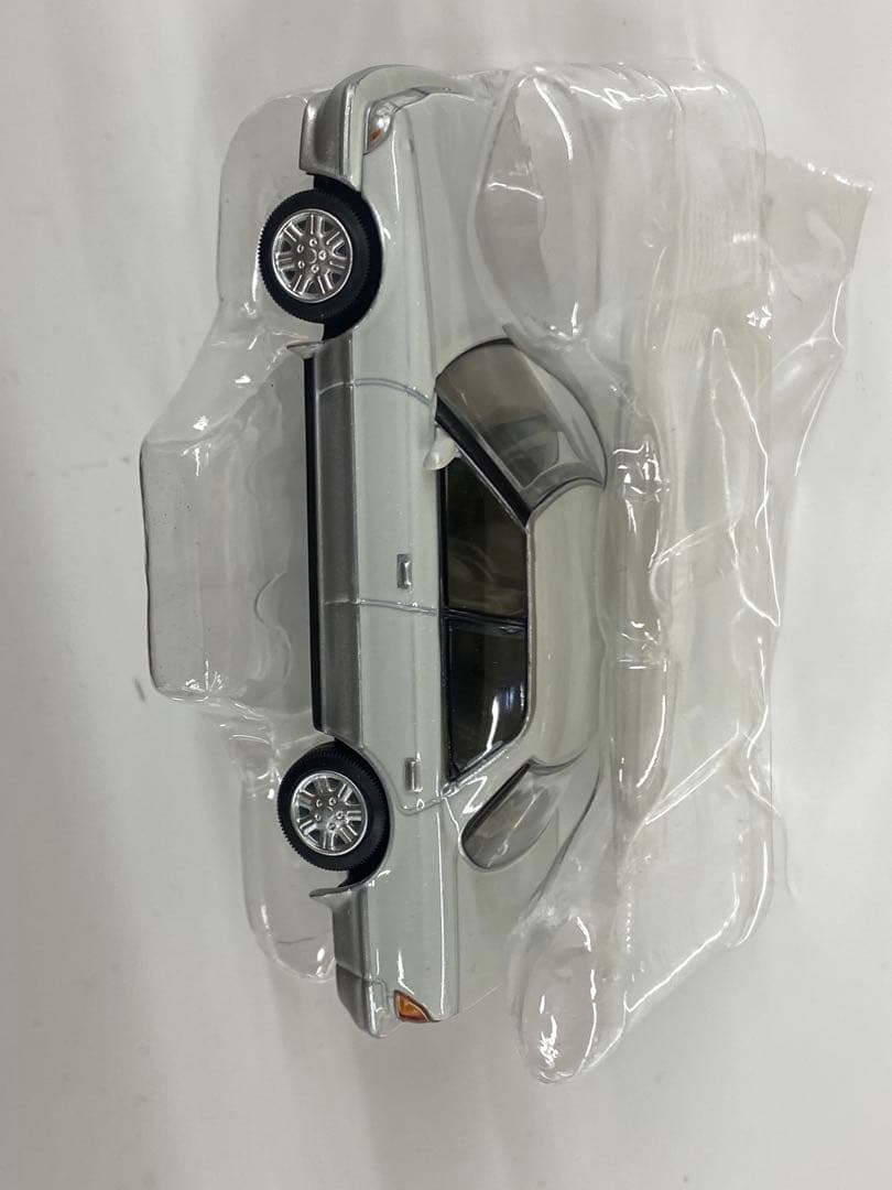未使用品 トミカリミテッドヴィンテージネオ トヨタ マークⅡ ターボ 白/銀