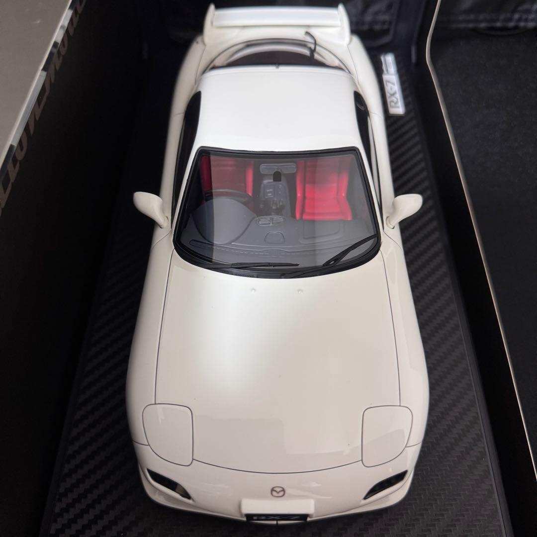 イグニッションモデル1/18 RX7 FD3S White 初期モデル　廃盤レア