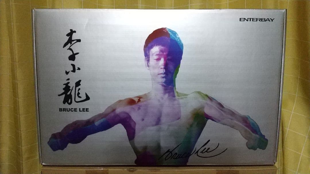 最終値下げ！新品　特大42cm　エンターベイ　ブルース·リー生誕70周年版