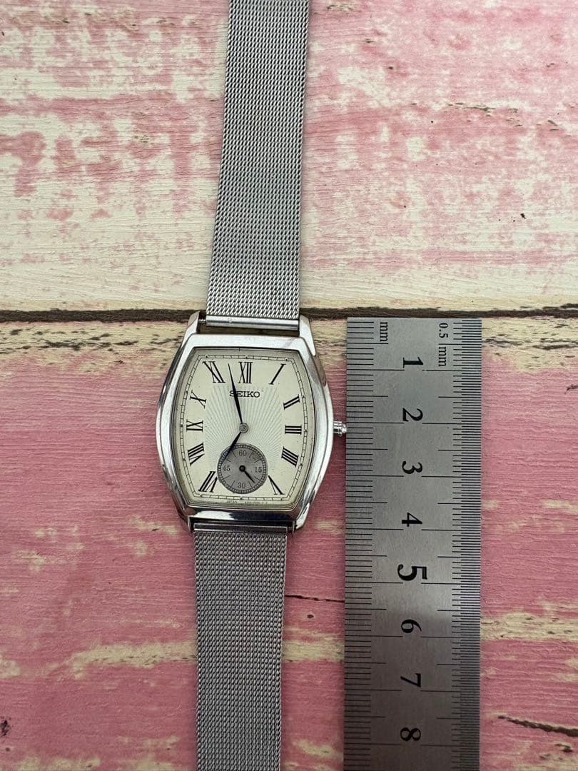 希少 SEIKO スモールセコンド 白ローマン ブルースチール針　稼働品