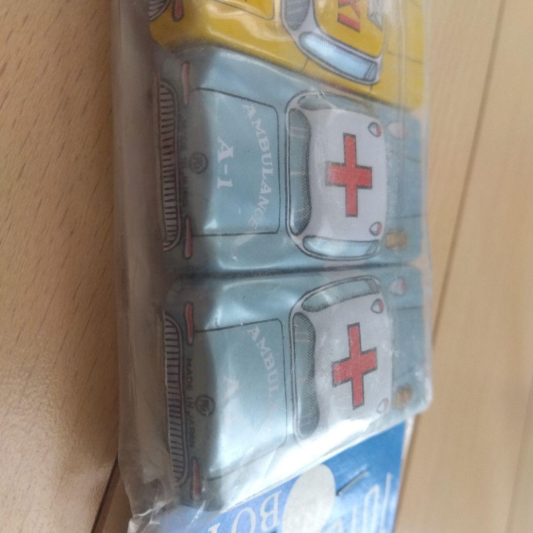 ミニカー（ブリキ）セット（救急車・タクシー・パトカー・消防車）