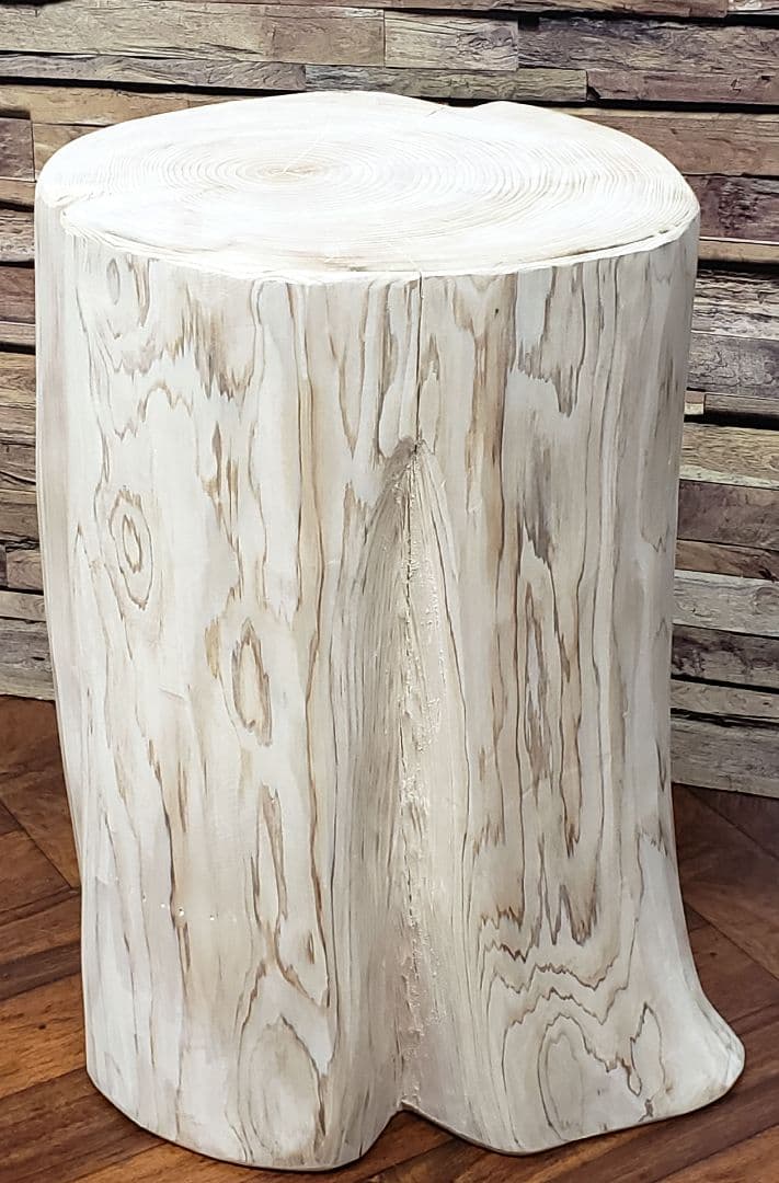 檜根元フリル丸太椅子