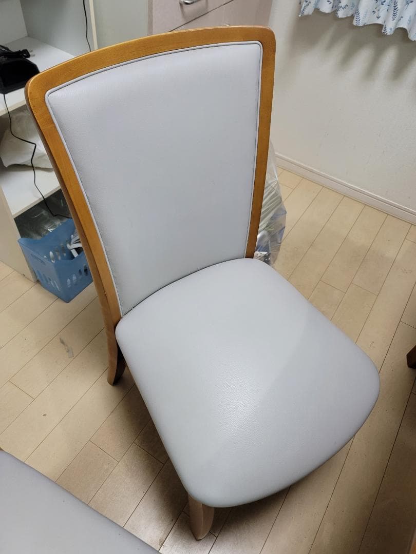 【直接引取限定】ブラウン木製ダイニングテーブルと椅子セット