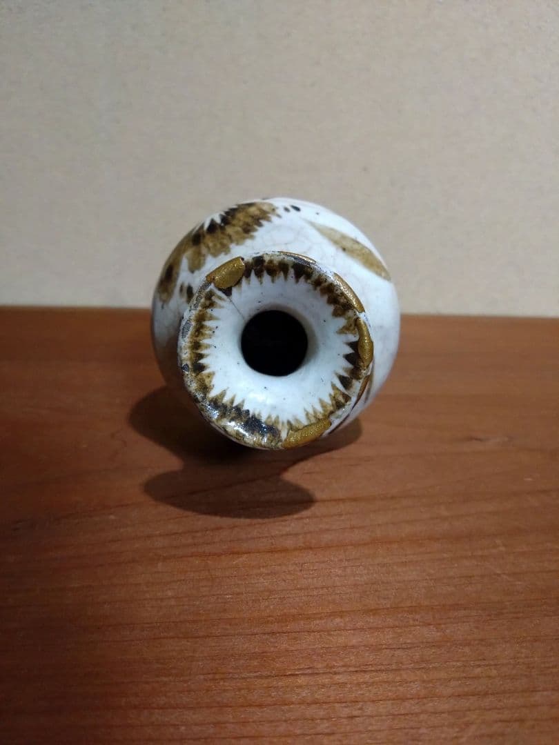 磁州窯 鉄絵 兎福 草花紋 小徳利 - メルカリ