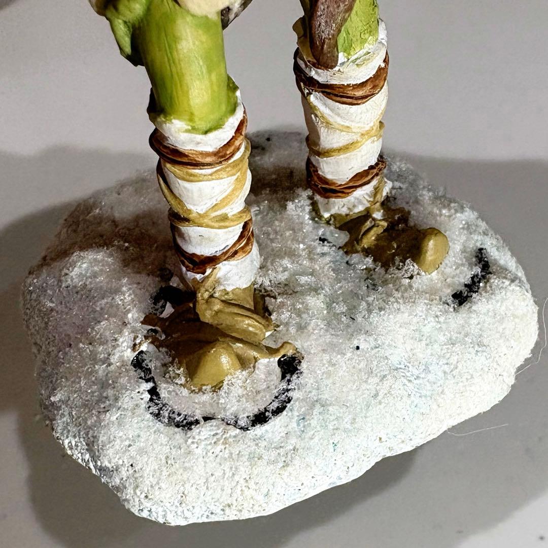 頭上に葉が描かれているレア品 与勇輝 森の妖精 『山