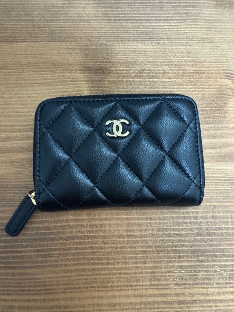 CHANEL クラシック ジップ パース