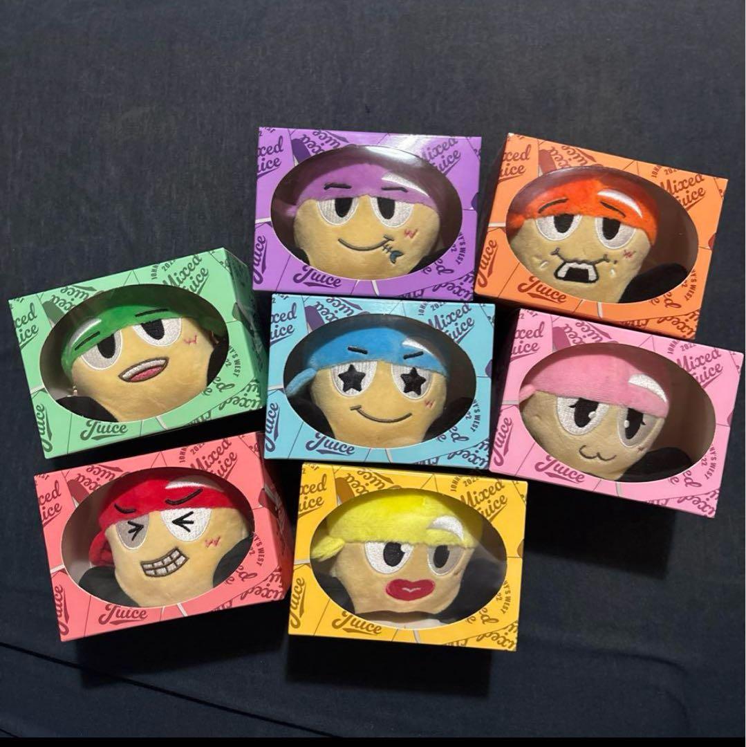 WEST. ぶらさげるヤツ 7個セット - メルカリ