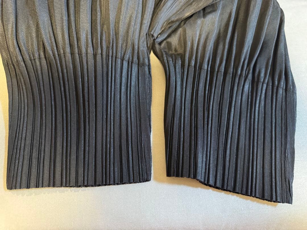 あ*い様 PLEATS PLEASE ISSEY MIYAKE サイズ3
