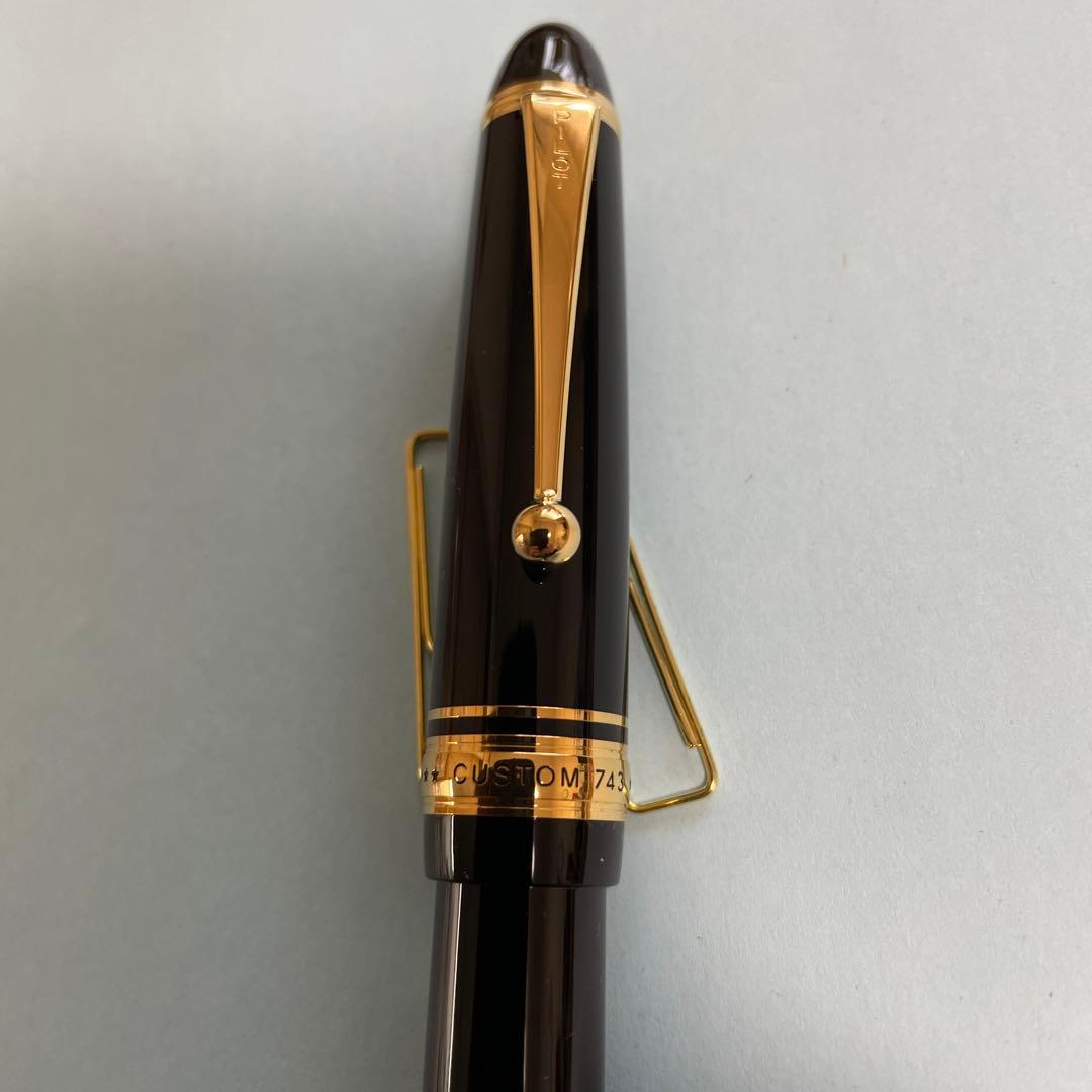 PILOT 万年筆カスタム 743／14K 中字M