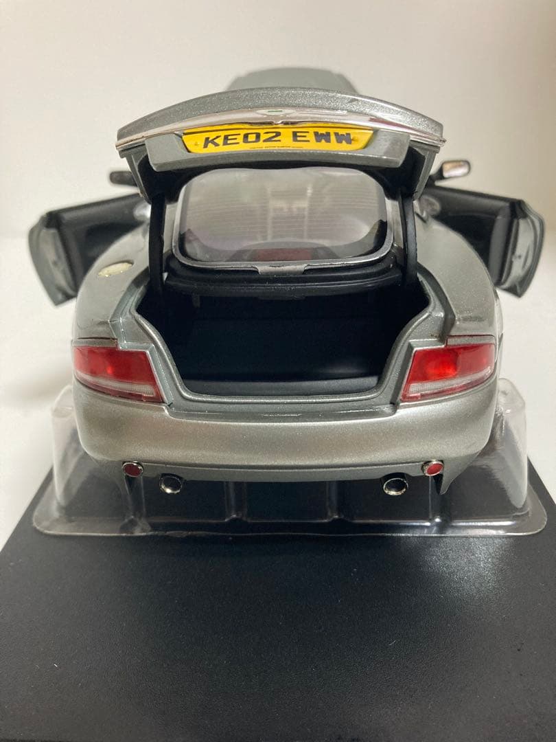 007 アストンマーチン(バンキッシュ)