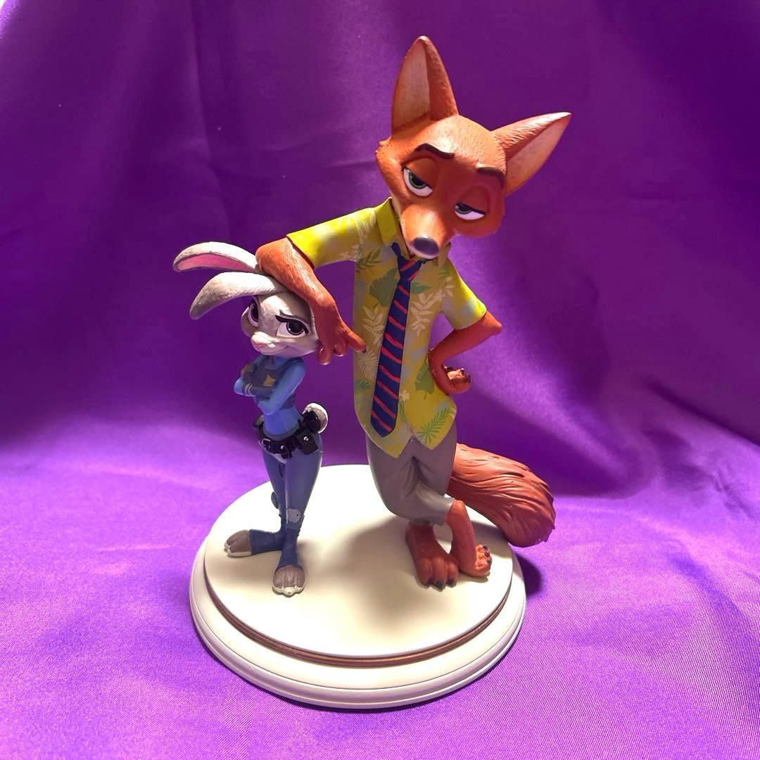 ズートピア5周年記念フィギュア