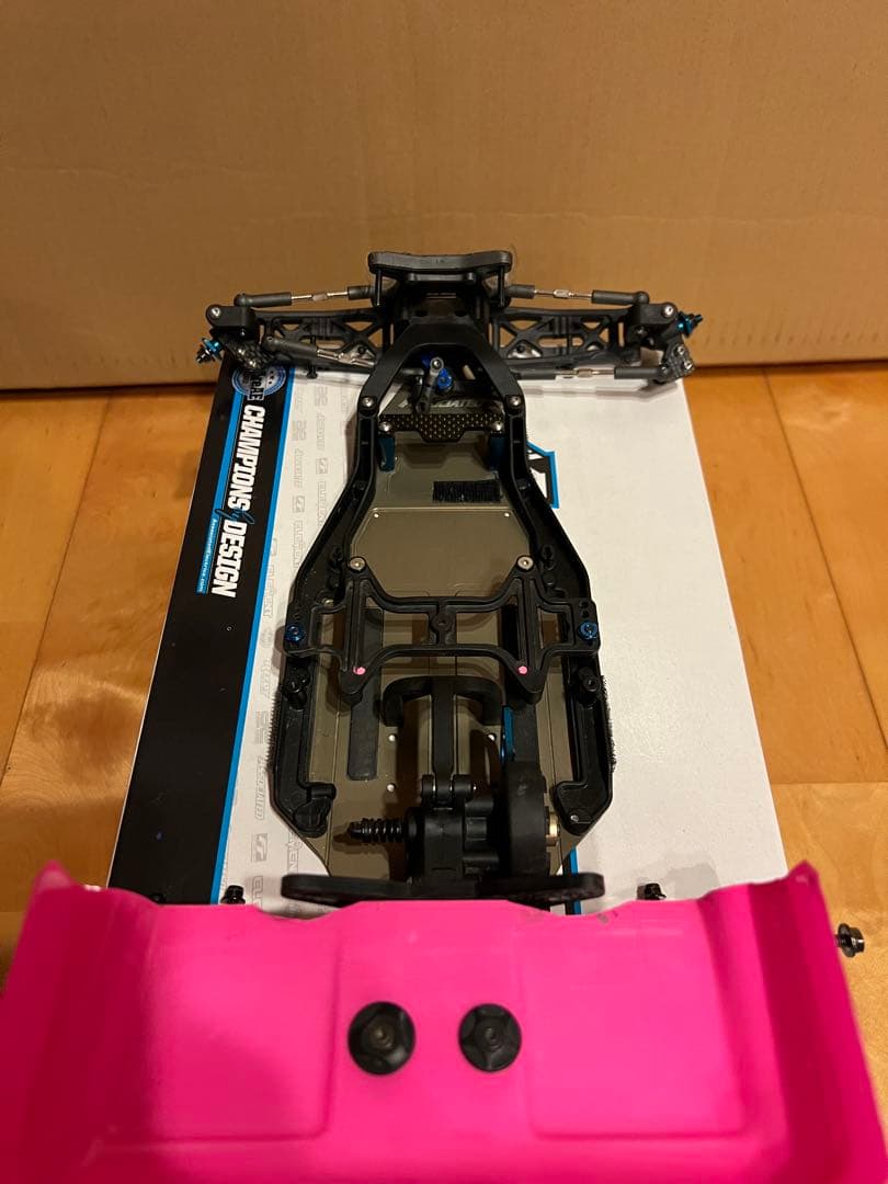 Associated RC10 B6.3D アソシエイテッド