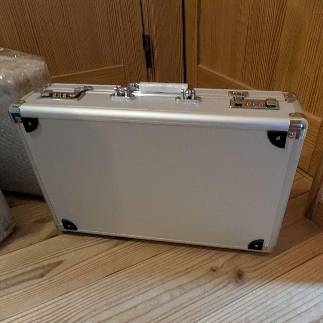 ☆スラブ アタッシュケース 50枚収納可能 PCGS NGC 保護 強化アルミ製