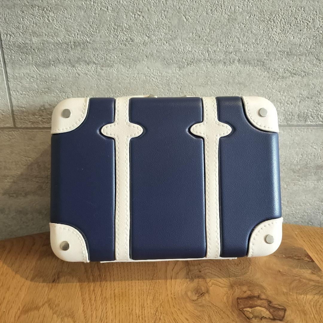 ANA グローブトロッター ファーストクラス ポーチ アメニティ 紺