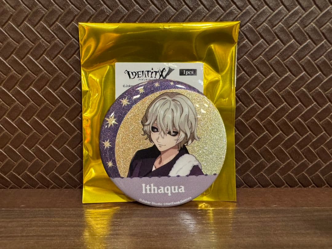 第五人格 湯めぐりの怪 温泉 グリッター缶バッジ 夜の番人 イタクア