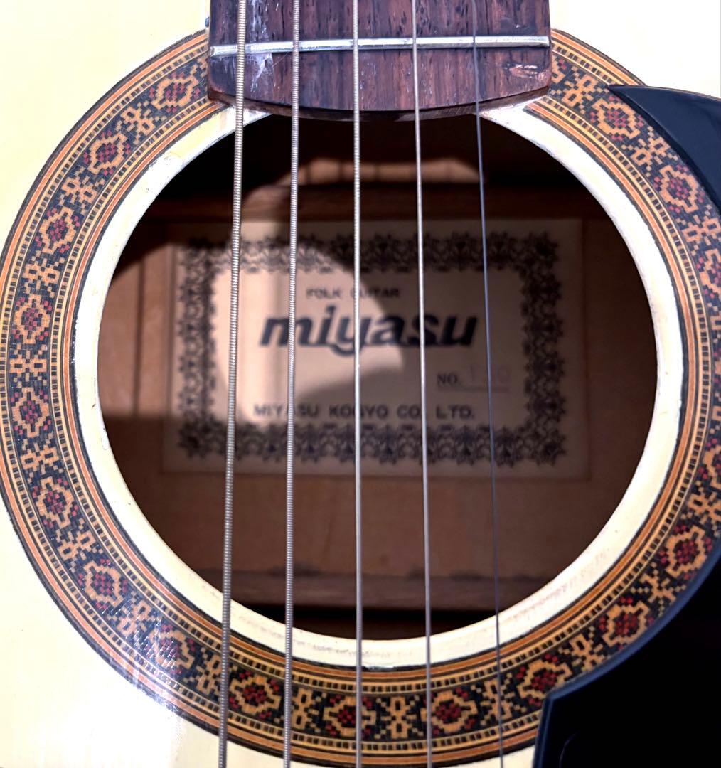 名品ミヤスコウギョウ Miyasu kougyoアコースティックギター アコギ白