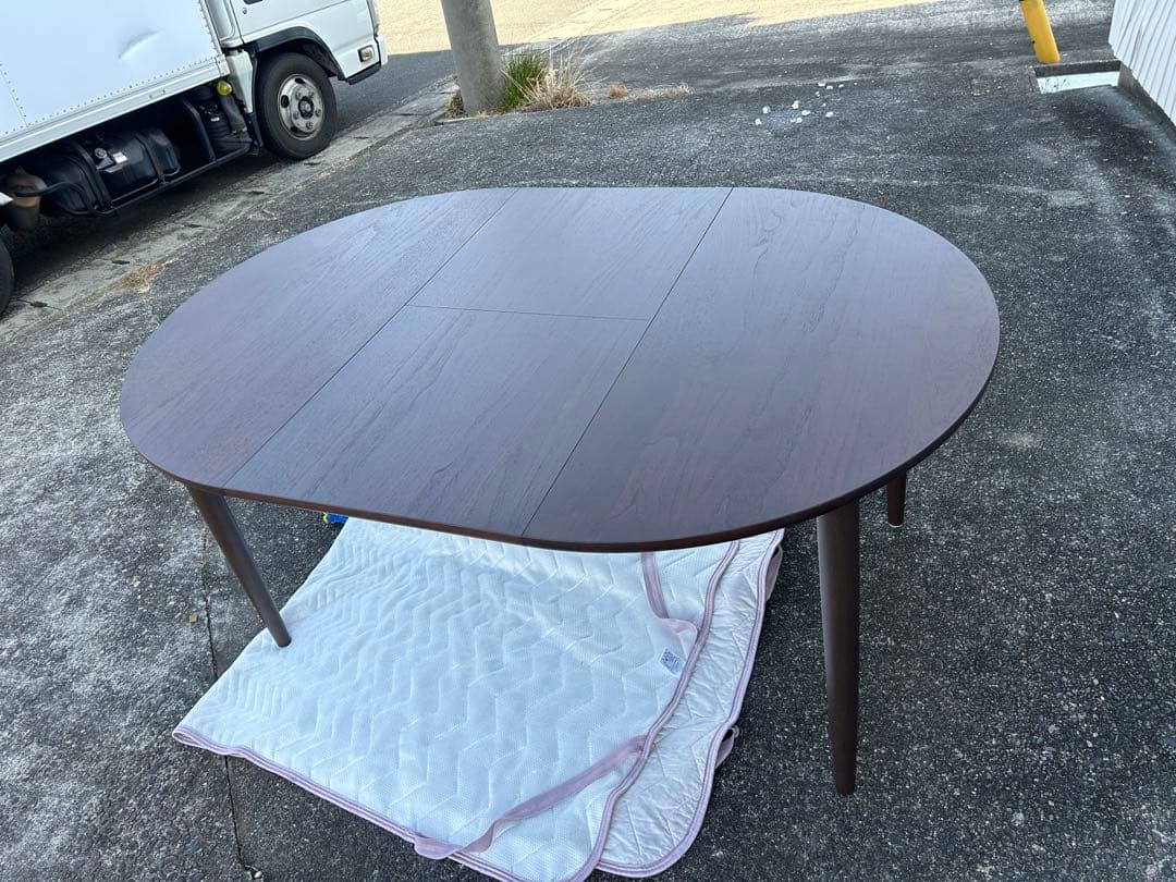 CondeHouse RUNT OM チェア 2023年製　テーブルセット