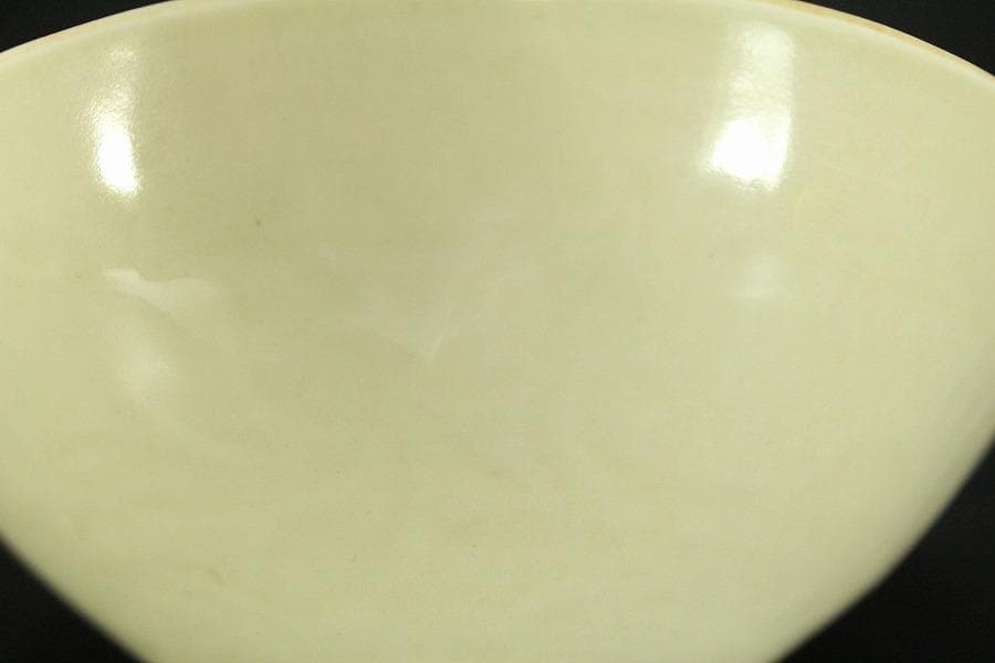 中国美術 白磁 花紋 碗(HA519)