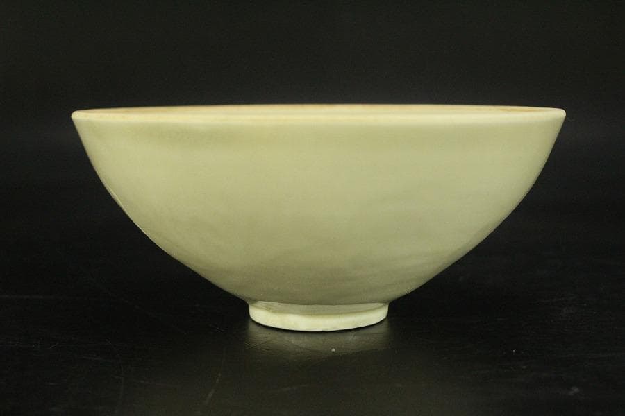 中国美術 白磁 花紋 碗(HA519)