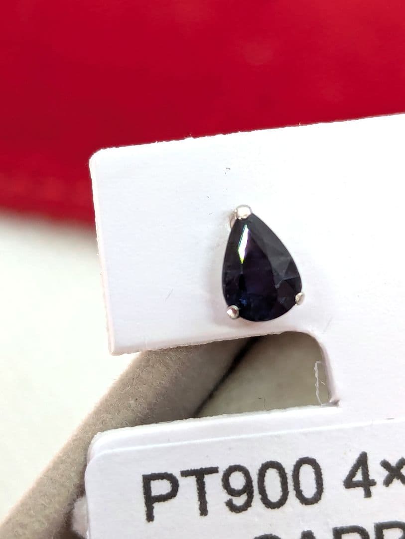 PT900 天然 サファイア ピアス 0.90ct