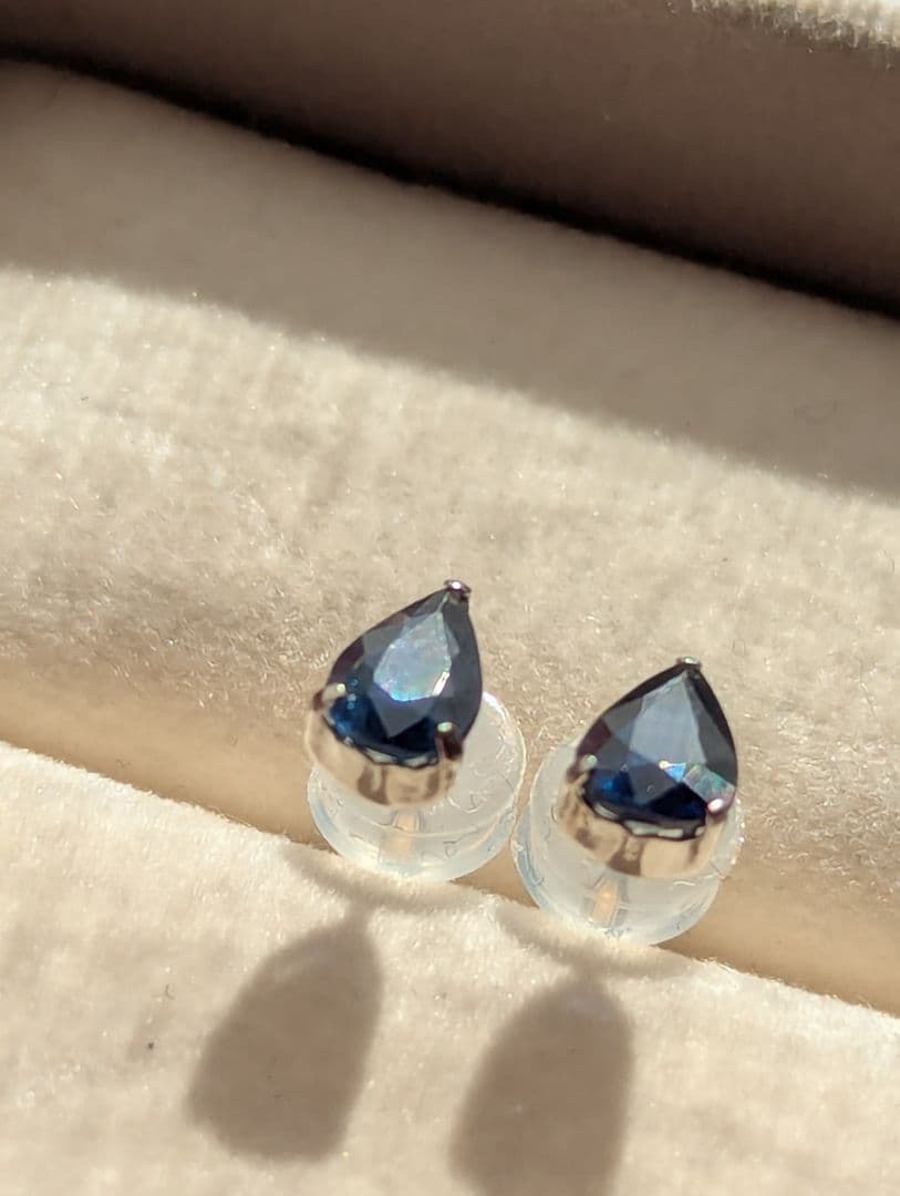 PT900 天然 サファイア ピアス 0.90ct
