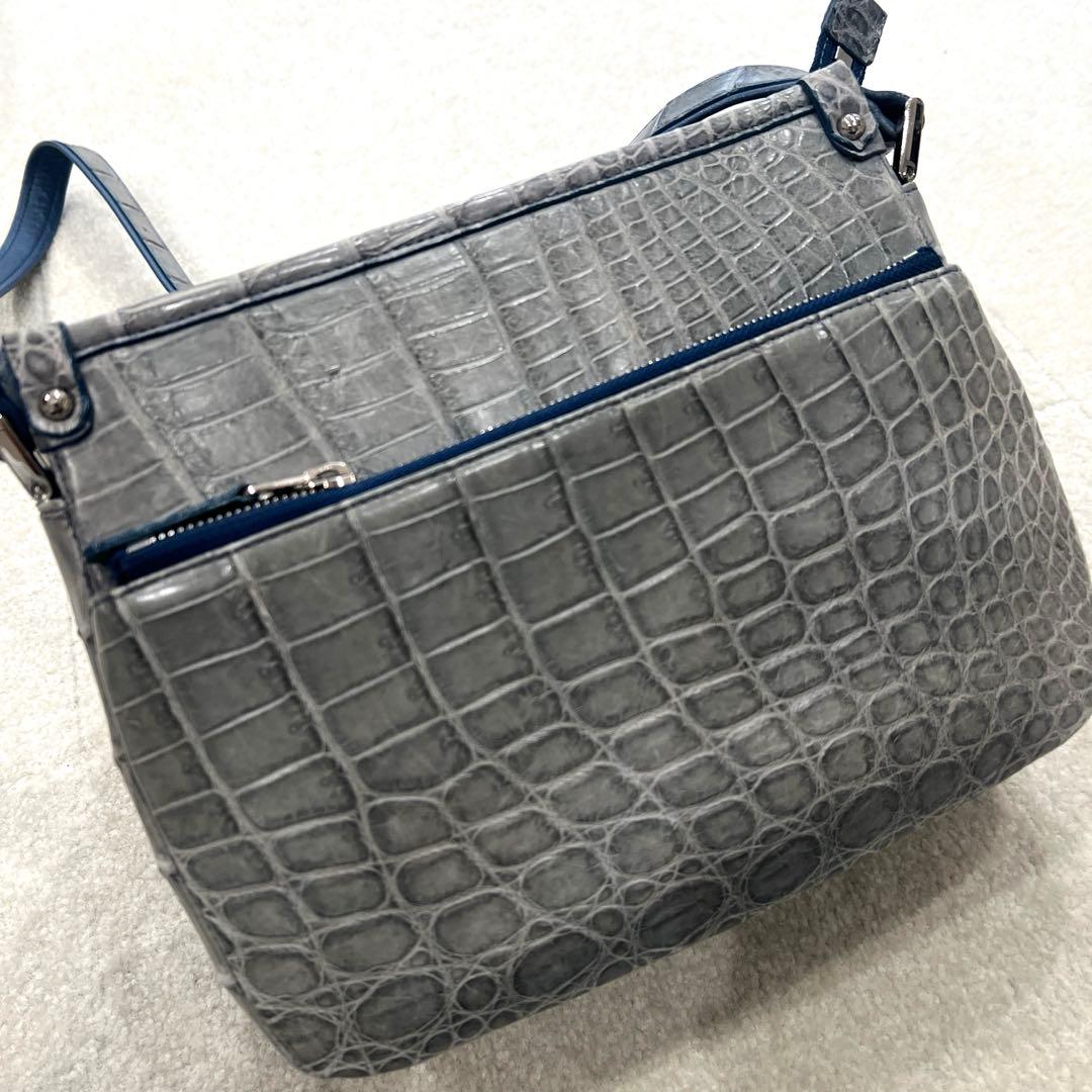 り*様 【極美品】　JRA認定　クロコダイル　ショルダーバッグ　ブルーグレー