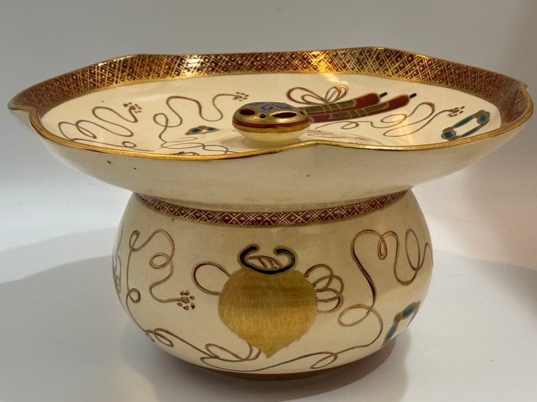 茶道具 色絵宝尽文砂金袋水指 橋本城岳造 水指 共箱 中古品】橋本城岳