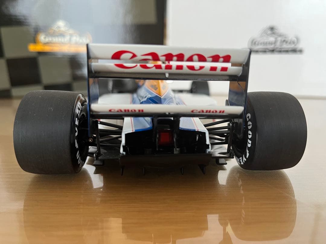 EXOTO 1/18 ウィリアムズ ルノー FW14B #5マンセル