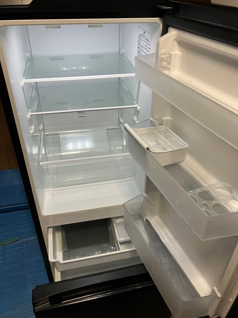 冷蔵庫・冷凍庫 MOHAMAD FADIEL