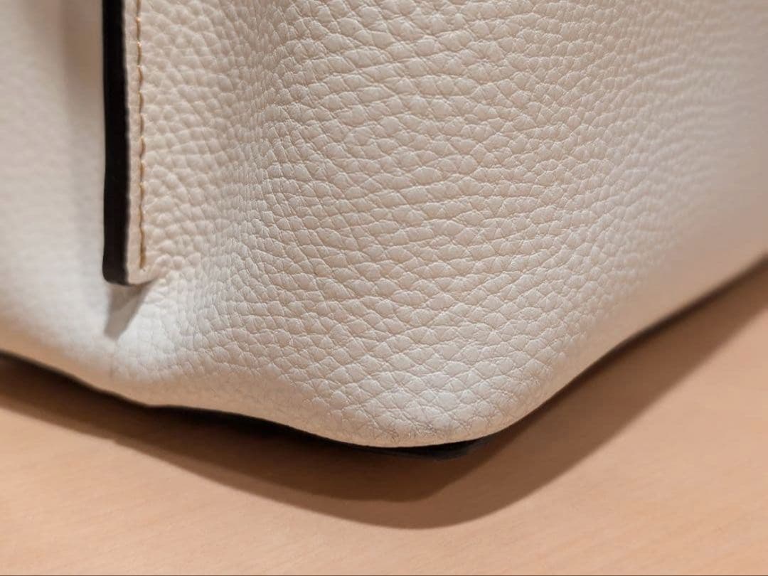 【美品人気モデル】COACH ウィロウショルダーバッグ　ホワイト