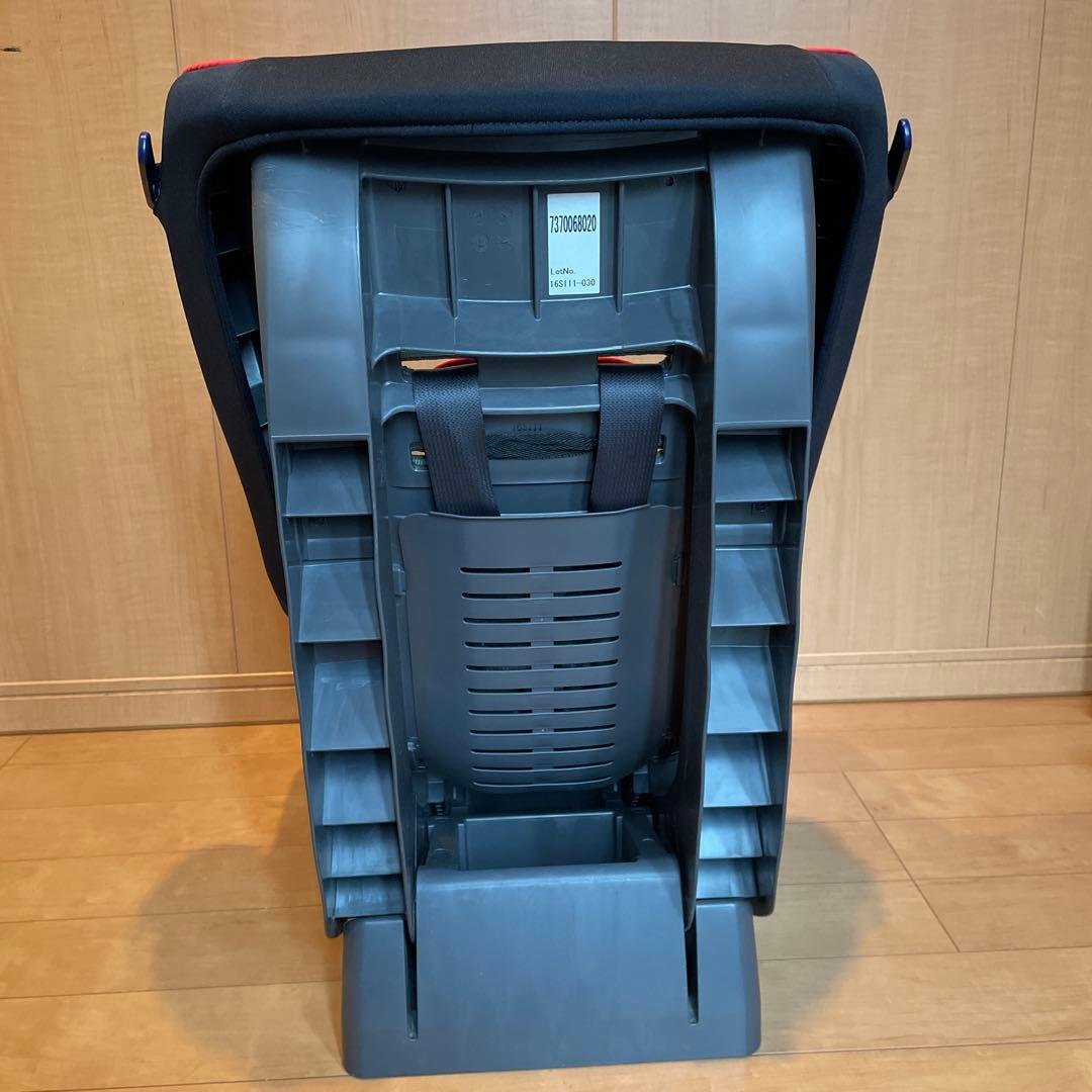 トヨタ純正チャイルドシート 黒