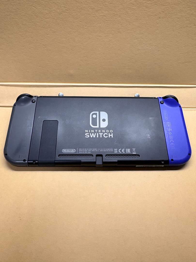 Nintendo Switch 本体 黒/青