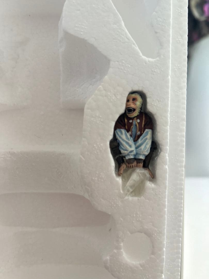 2500体限定パイレーツオブカリビアン　キャプテンバルボッサミニバストフィギュア